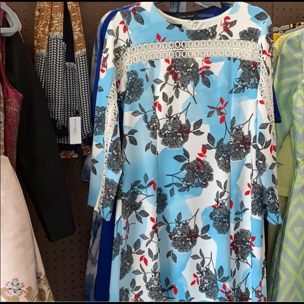 NWT ALFANI FLOWER PATTERN DRESS
